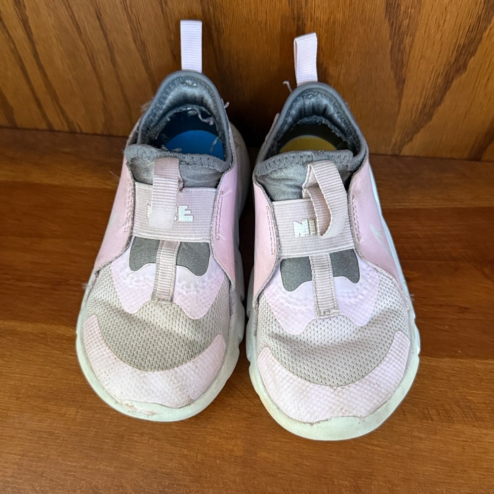 Nike Flex Gray and Pink Sneakers